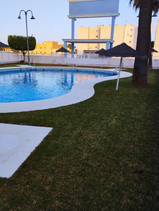 Esbamar Apartamento *